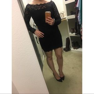 MOVING SALE - NWT Long Sleeved Lace Cocktail Dress 🖤